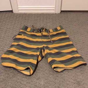Patagonia board shorts sz 31